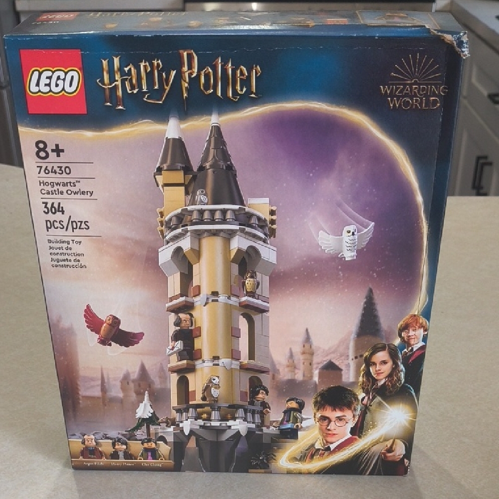 LEGO Harry Potter Wizarding World Hogwarts Castle Owlery